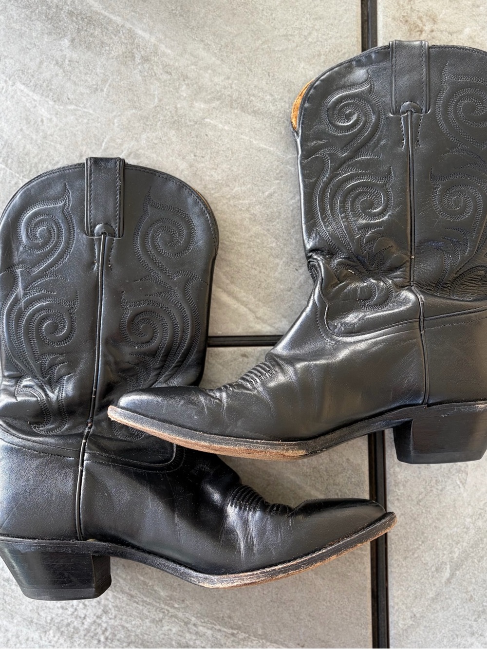 Vintage Tony Lama Black Leather Cowboy Boots VL1984 Size 9 B Western Stitch